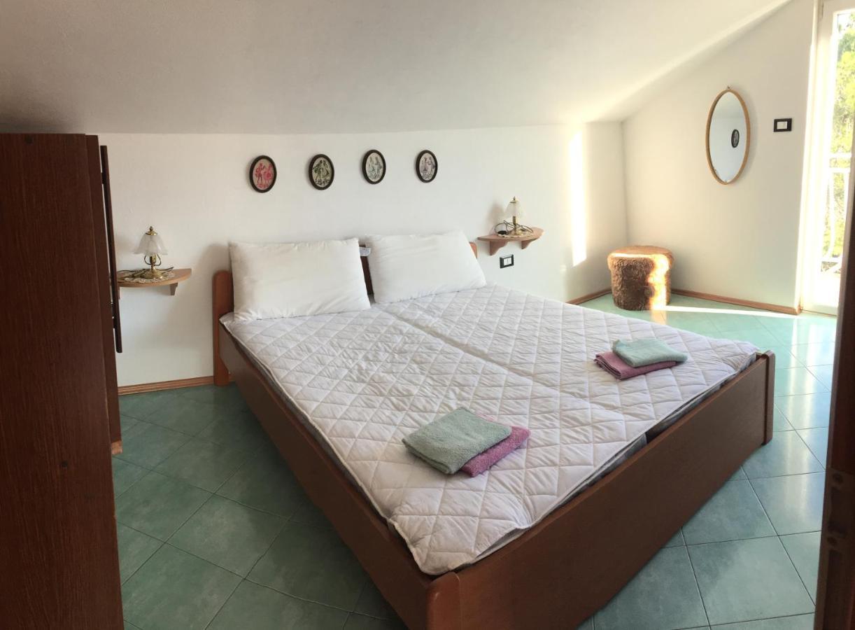 Lipovac Resort Ficus Bilice Exterior photo