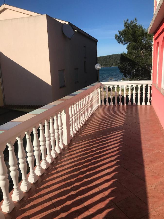 Lipovac Resort Ficus Bilice Exterior photo