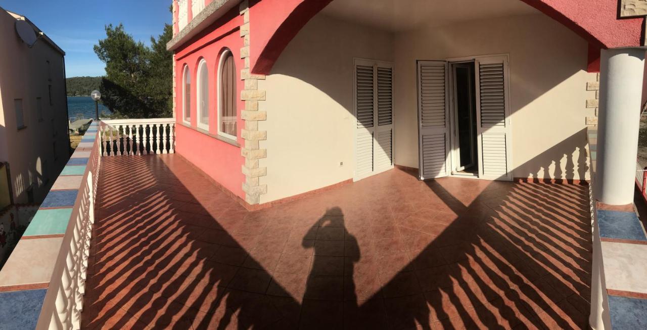 Lipovac Resort Ficus Bilice Exterior photo