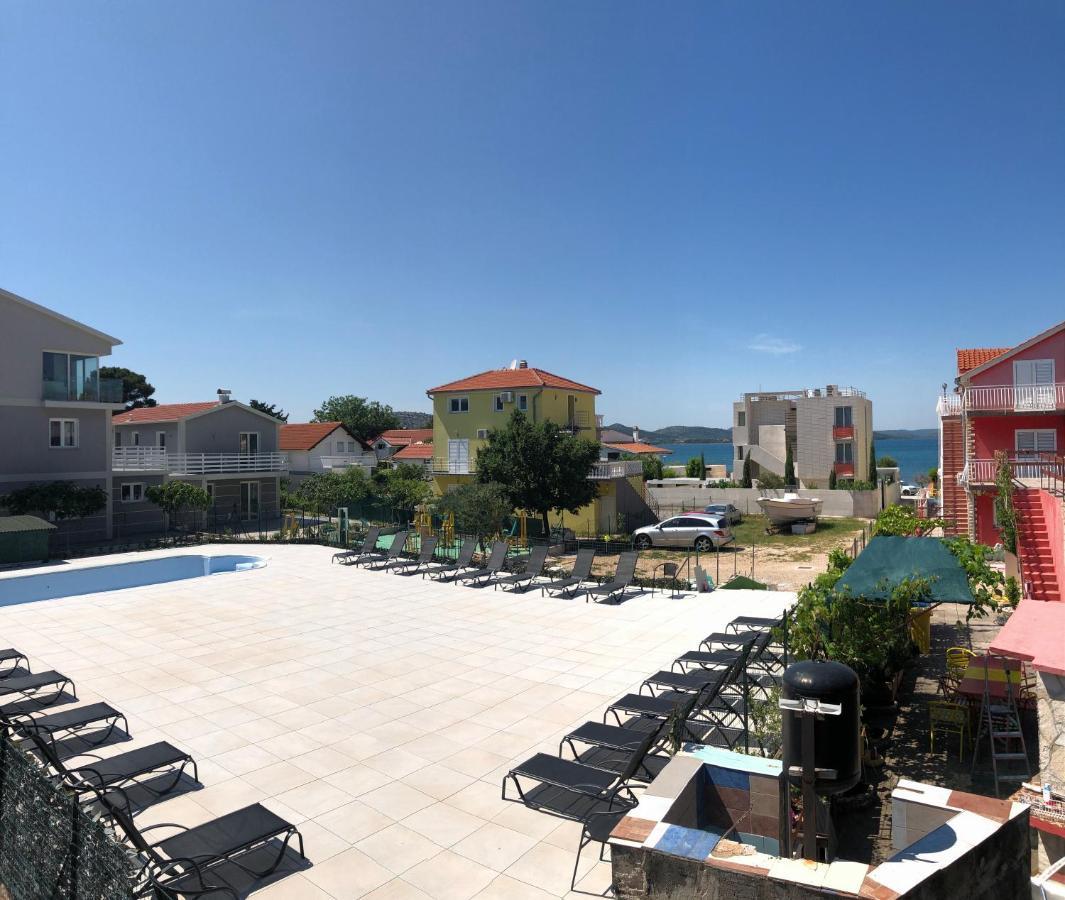 Lipovac Resort Ficus Bilice Exterior photo