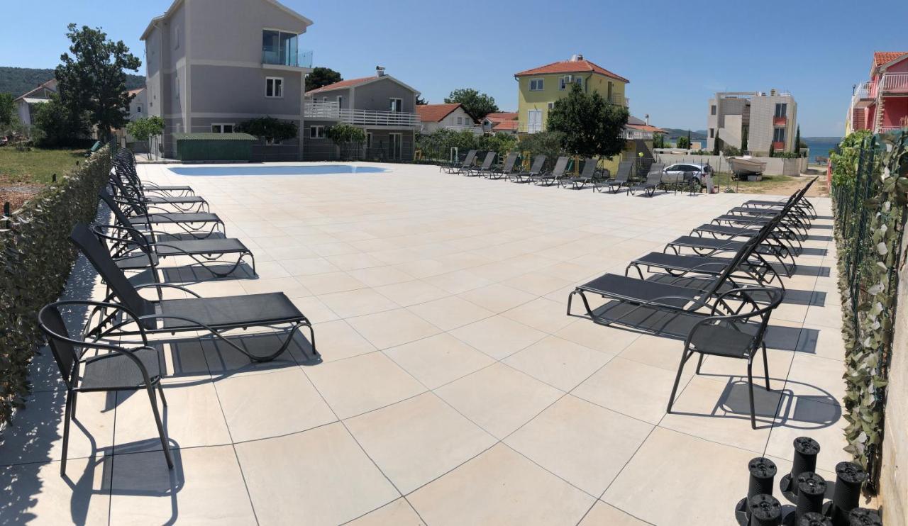 Lipovac Resort Ficus Bilice Exterior photo